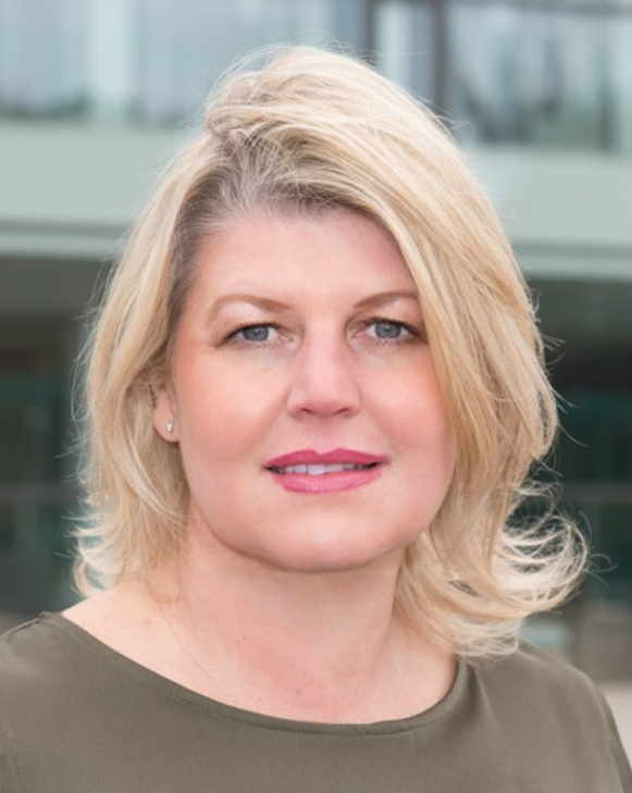 Alison Mackenzie-Folan portrait